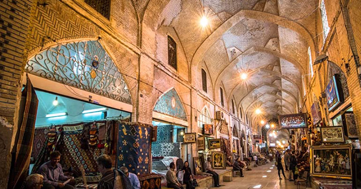 بازار وکیل شیراز کجاست؟