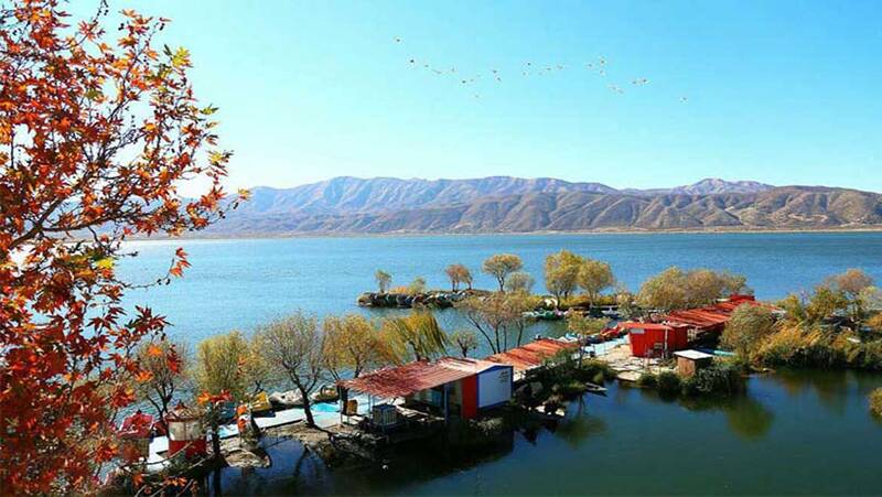 دریاچه زریوار یا زریبار کردستان