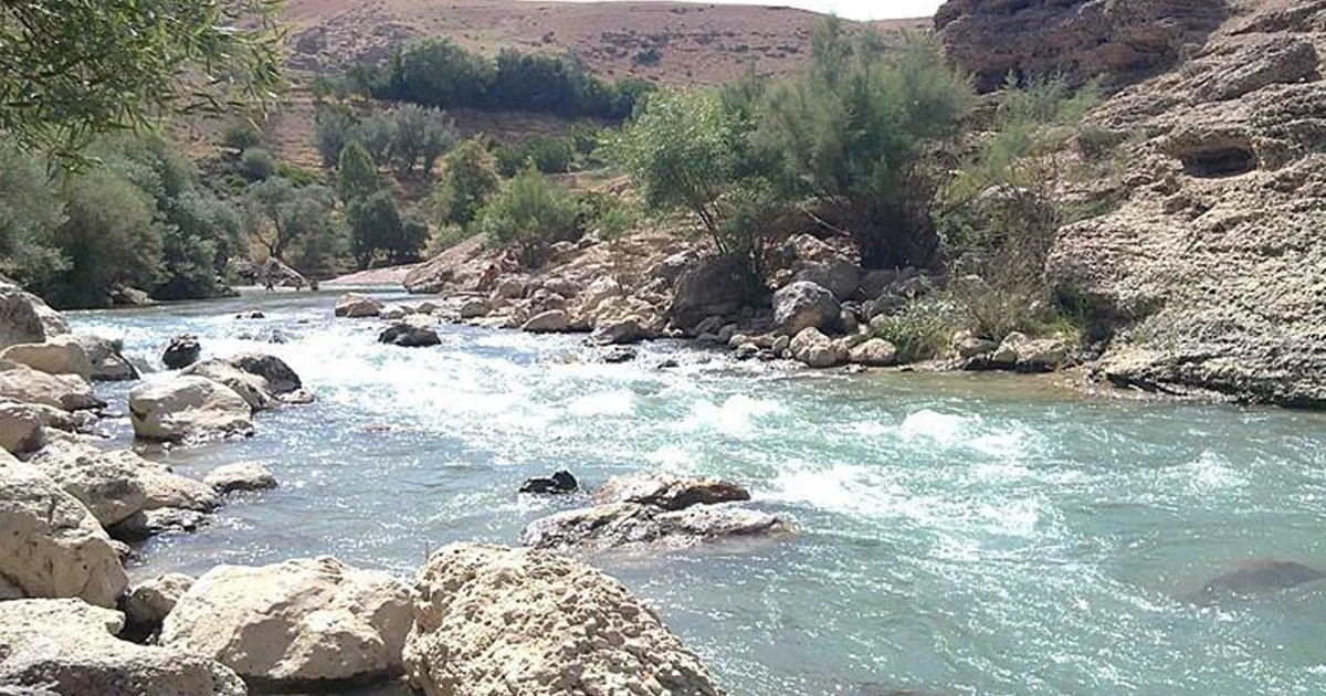 اهمیت اقتصادی و فرهنگی چشمه سرداب رستم آباد