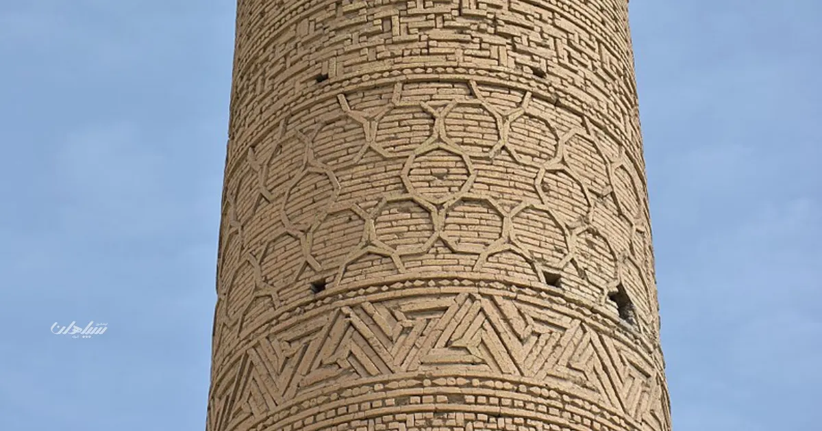 منار چهل دخترون