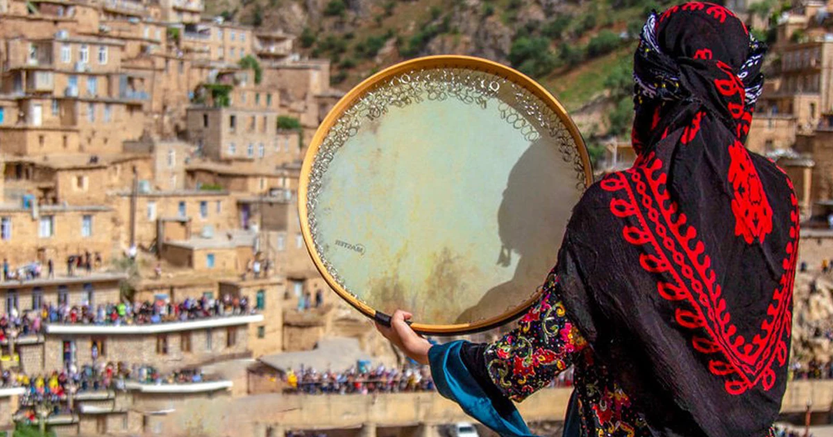 اجرای تکنوازی و هنرنمایی گروهی