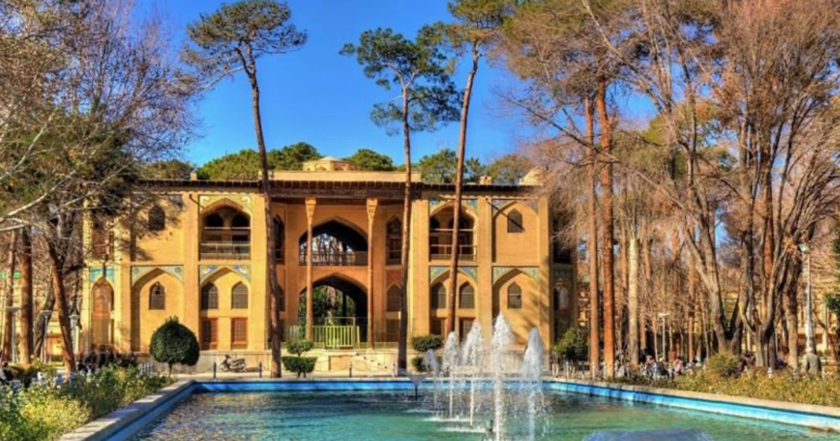 کاخ هشت بهشت