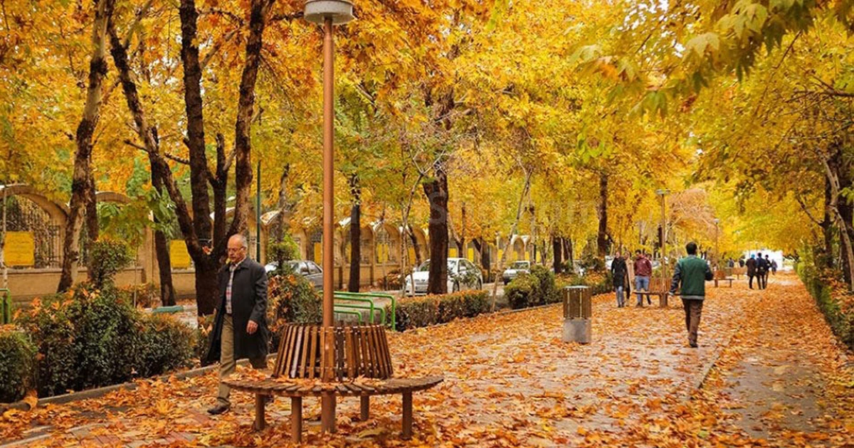 چهارباغ خواجو از جاهای دیدنی پاییزی اصفهان