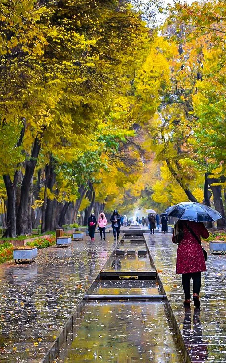 چک لیست سفر به اصفهان، عمارت عالی قاپو