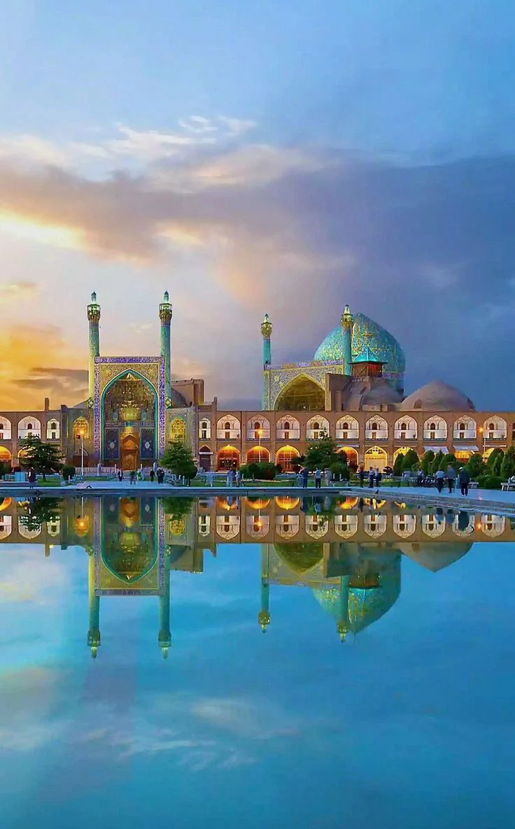 سفر به اصفهان، میدان نقش جهان