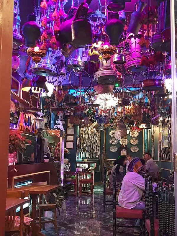 کافه سرای داودیه نقش جهان اصفهان