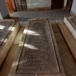 قبرهای مرمر تکیه بختیاری های تخت فولاد