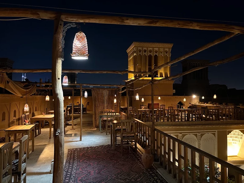 کافه خانه بومگردی باران یزد