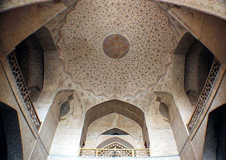 معماری کاخ عالی قاپو / سایت گردشگری سپاهان