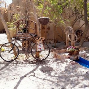 اقامتگاه سروکهن اقامتگاهی روستایی در دل شهر