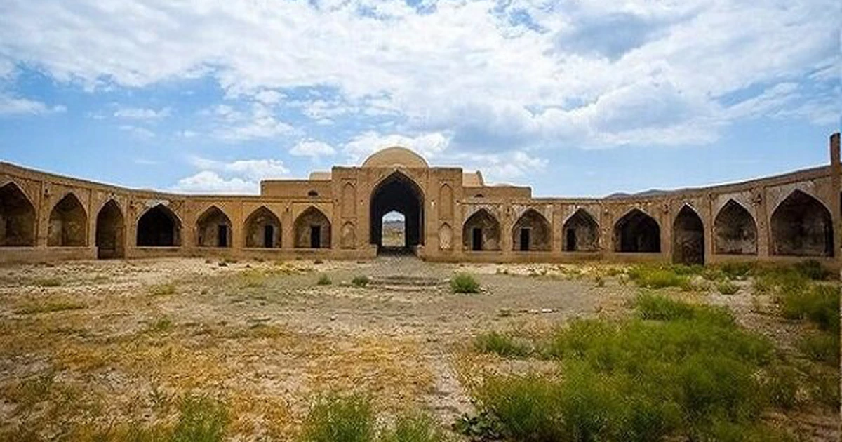 کاروانسرای دهذر