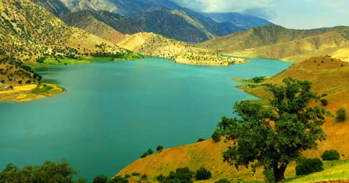 مسیر دسترسی به منطقه توریستی زراس