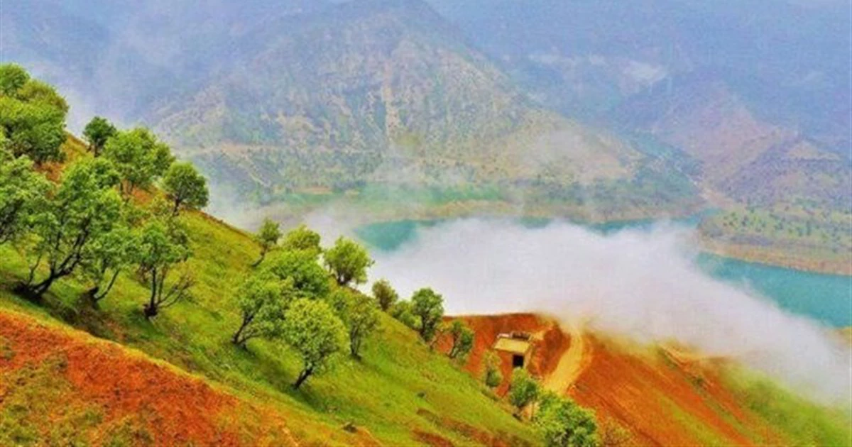 چشماندازهای خاص دهکده زراس