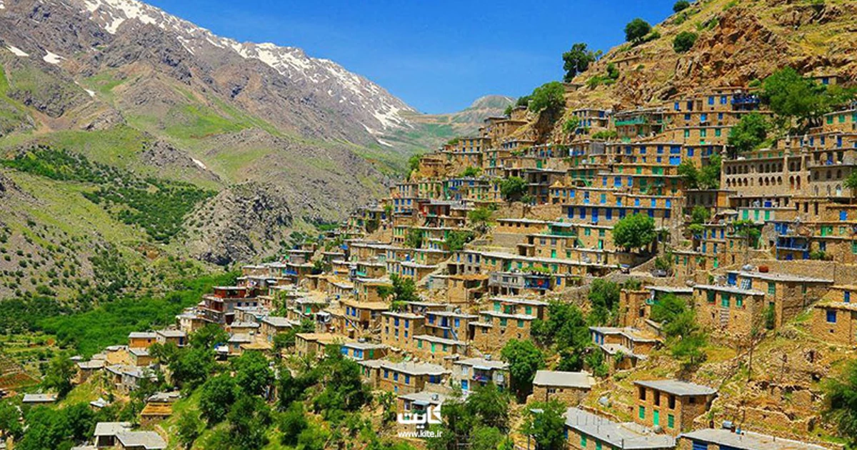 معماری پلکانی روستای اورامانات