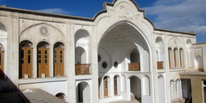 خانه تاریخی مازندرانیان کاشان