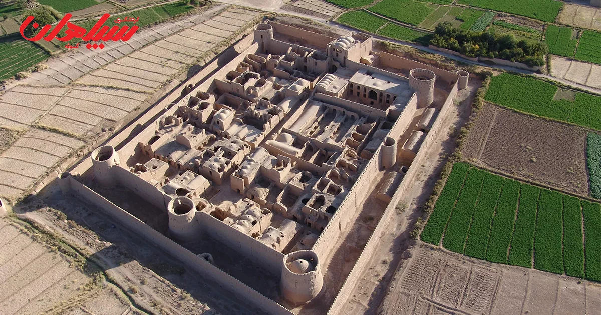 قلعه مهرپادین