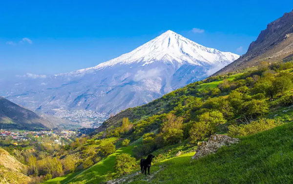 فصل سفر به ایران در اردیبهشت