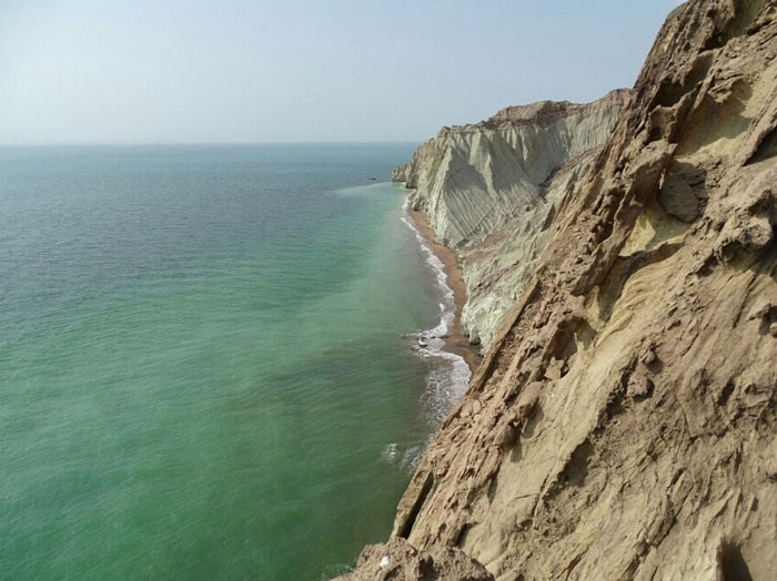 دره تندیس‌ها، عکس از خدیجه عربی