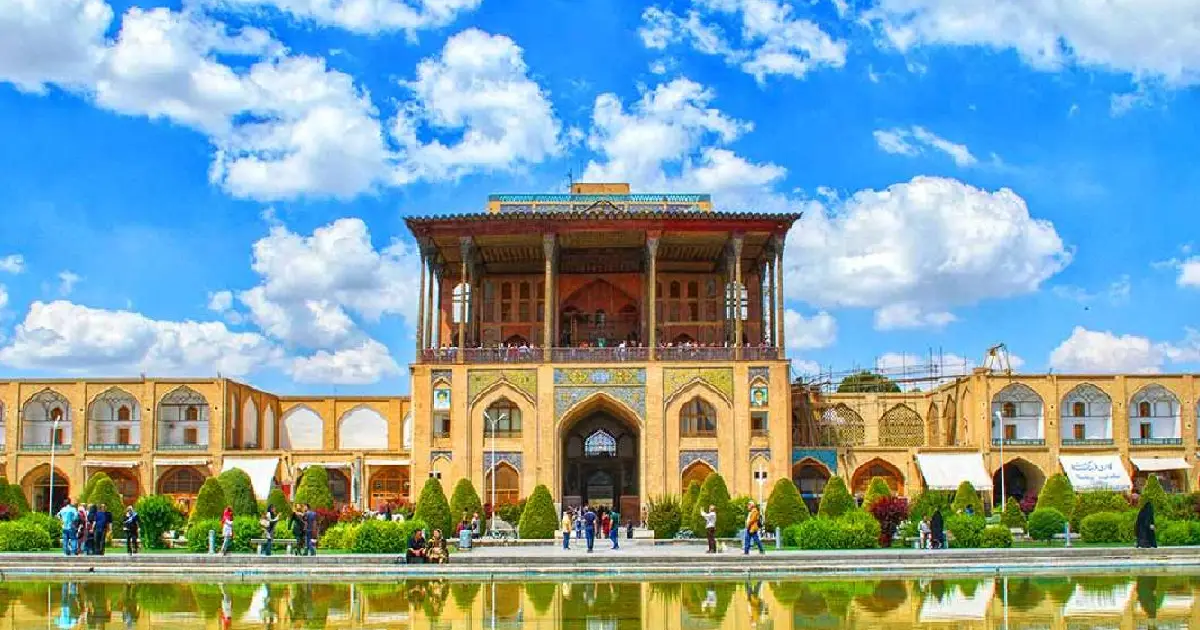عمارت عالی قاپو