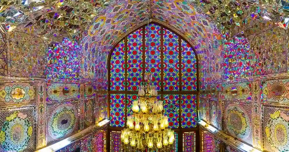 کاشیهای شاه چراغ شیراز