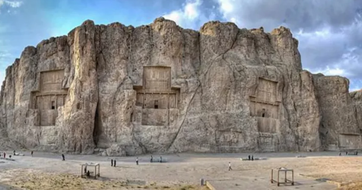 نخستین بررسیهای علمی و یافتههای باستانشناسی
