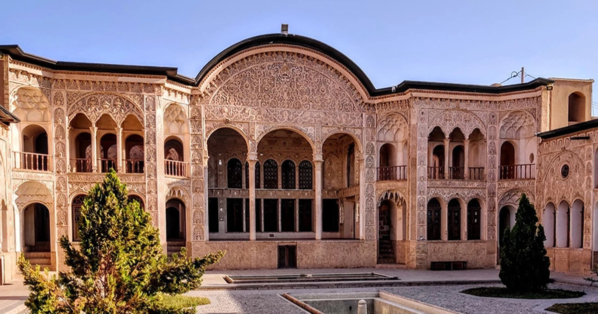 نگاهی به تاریخچه خانه طباطباییها