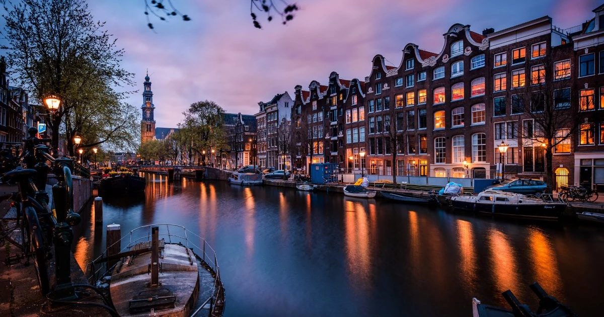 بیش از ۱۵۰۰ اثر تاریخی در امتداد کانالها جای گرفتهاند