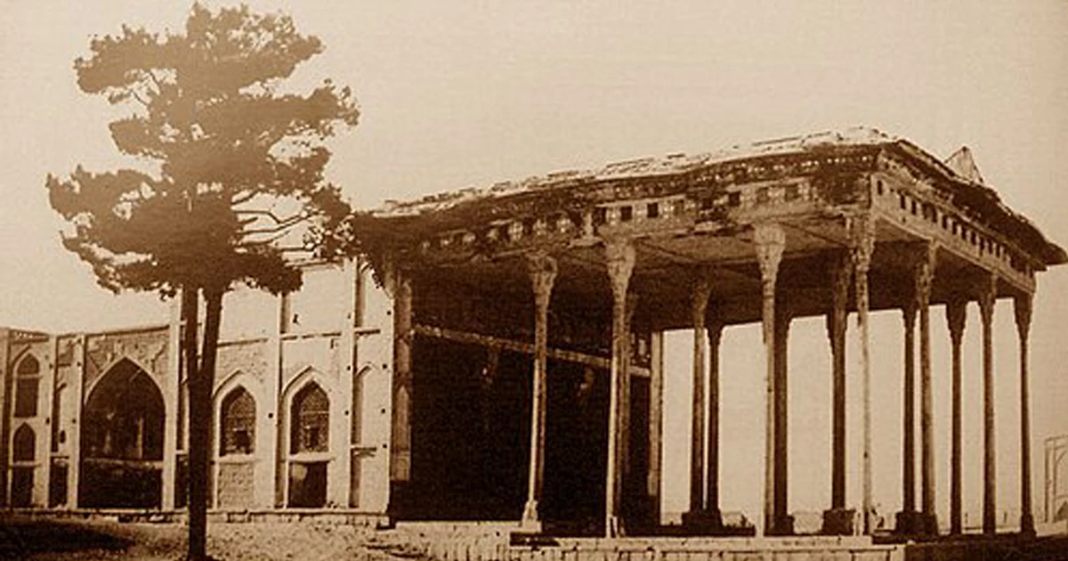 کاخ آینه خانه