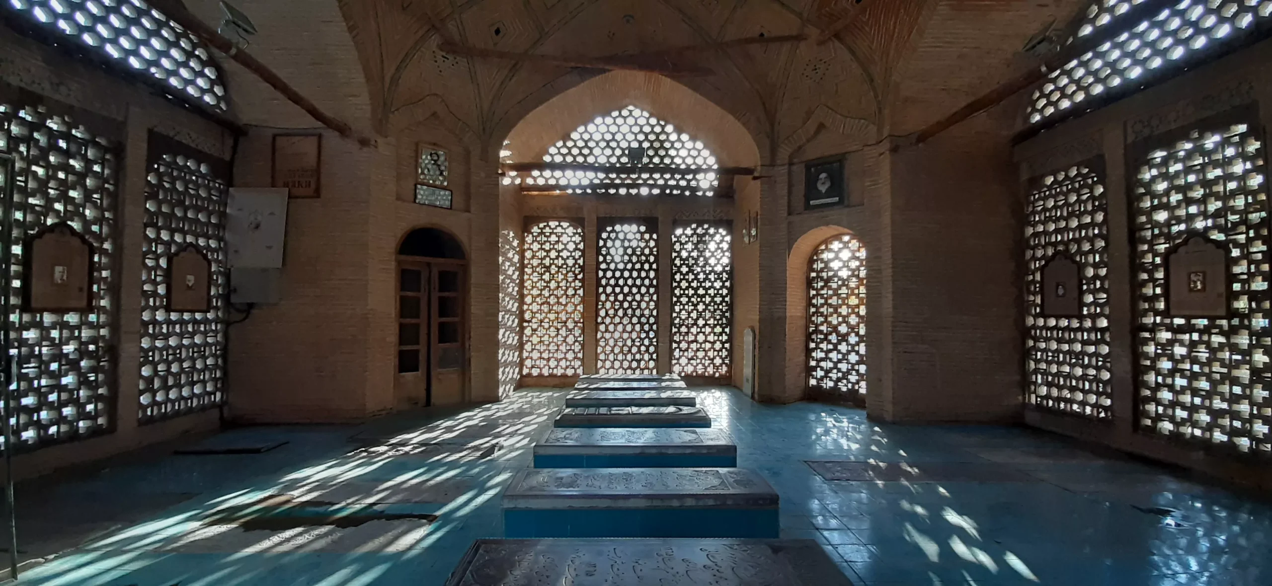 معماری تکیه تویسرکانی تخت فولاد اصفهان