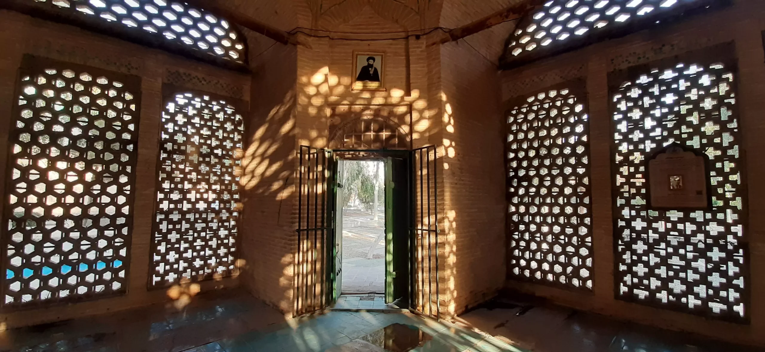 تجربه بازدید از تکیه تویسرکانی اصفهان