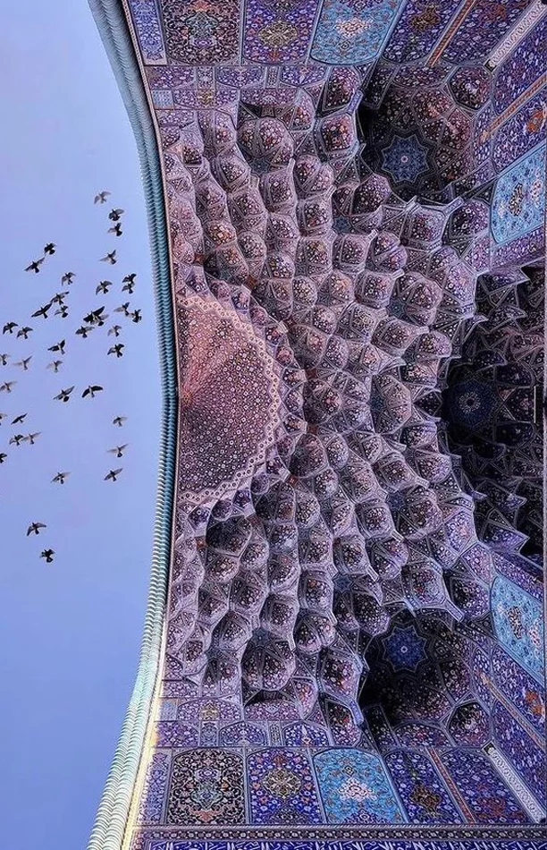 گچ و مقرنس در معماری ایرانی