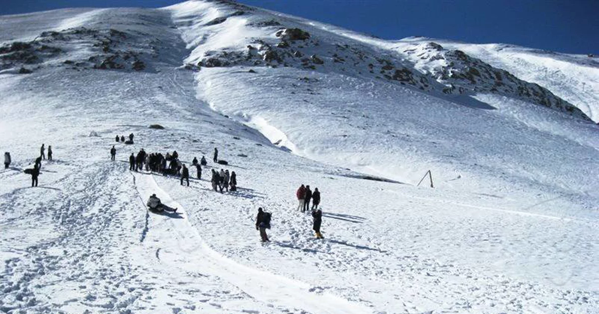 پیست افوس در زمستان اطراف اصفهان