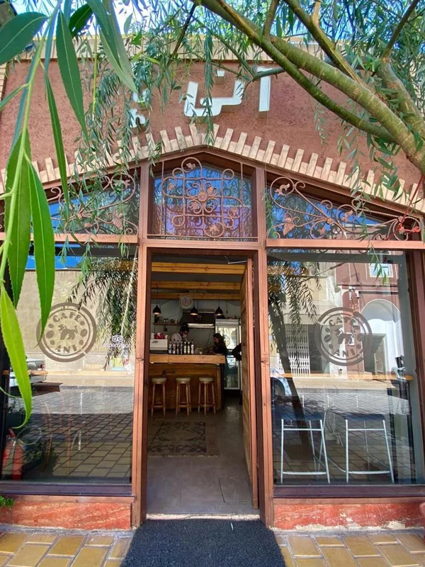 کافه آنی: دنج‌ترین کافه محله جلفا اصفهان