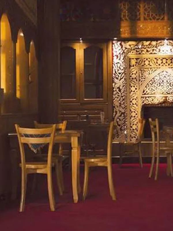 کافه کندو چهارباغ عباسی اصفهان