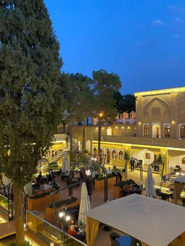 عمارت سیمون تاریخی و توریستی در جلفا