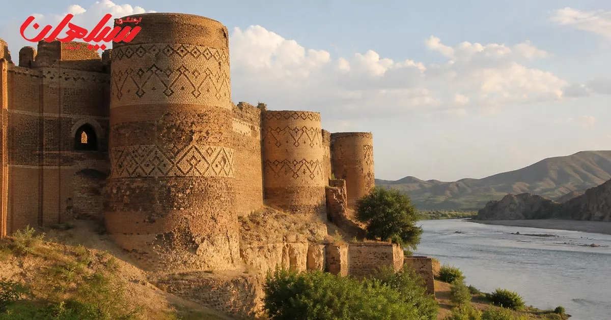 جاهای دیدنی باغ بهادران اصفهان